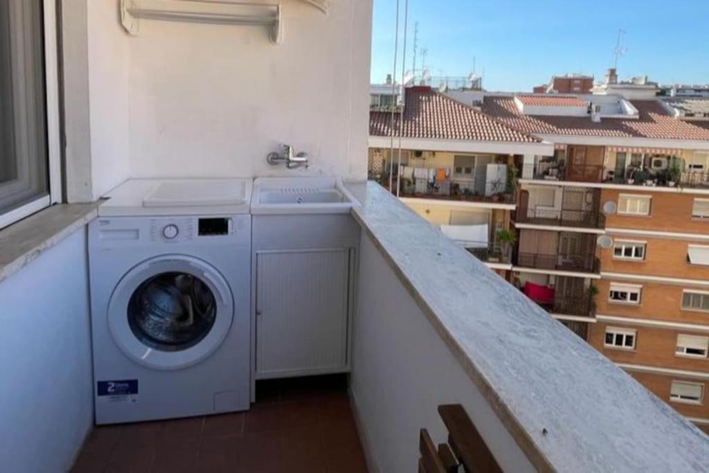 Cozy House Near Trastevere Station * Roma